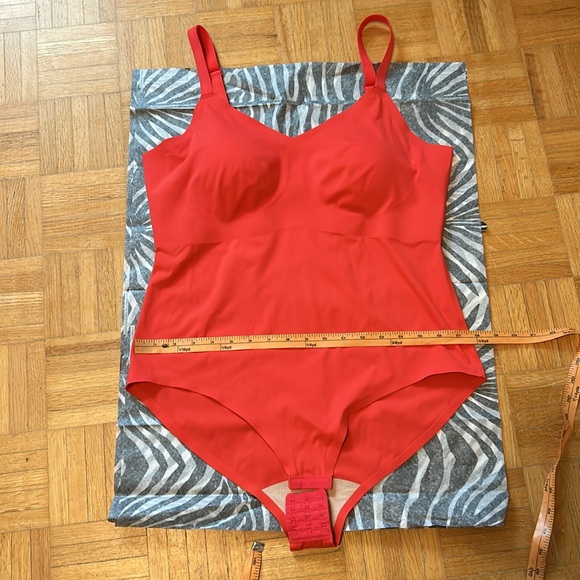 Knix - Picture 4 of 13